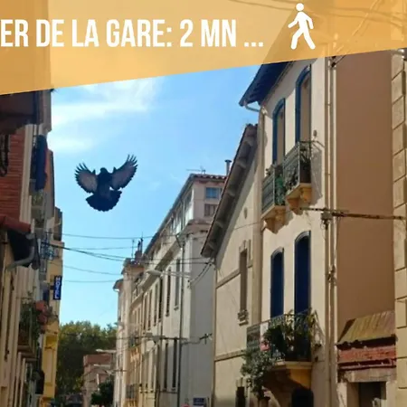 Le Cosy Perpignan Centre, Fully Air Conditioned Apartment , 2 Rooms, 2 Bathrooms, Free Wifi, Free Parking, Lift, Central