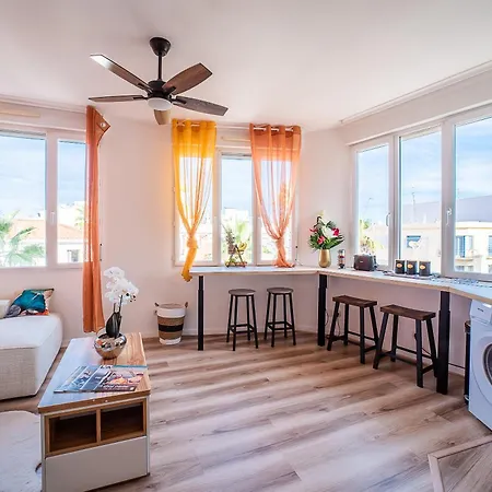 Le Cosy Perpignan Centre, Fully Air Conditioned Apartment , 2 Rooms, 2 Bathrooms, Free Wifi, Free Parking, Lift, Central