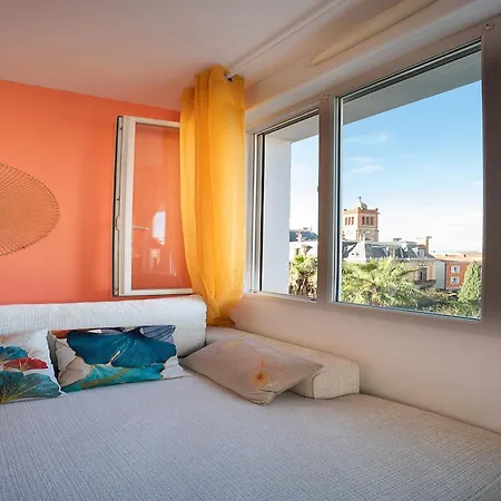 Le Cosy Perpignan Centre, Fully Air Conditioned Apartment , 2 Rooms, 2 Bathrooms, Free Wifi, Free Parking, Lift, Central